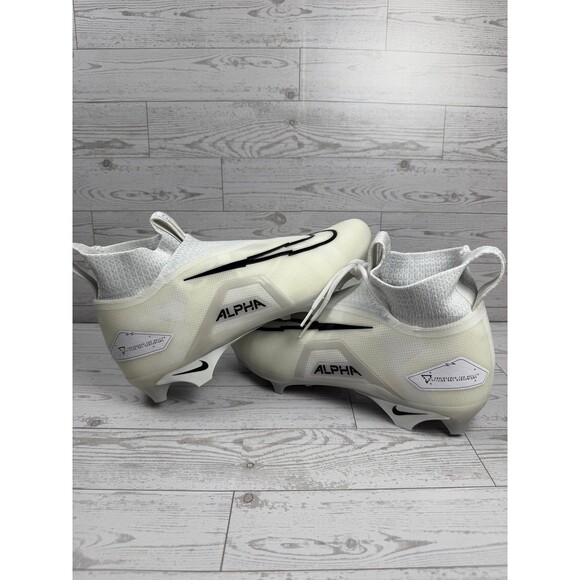 Nike Alpha Menace Elite 3 Football White/Pure Platinum/Black CT6648-109 Sz 11